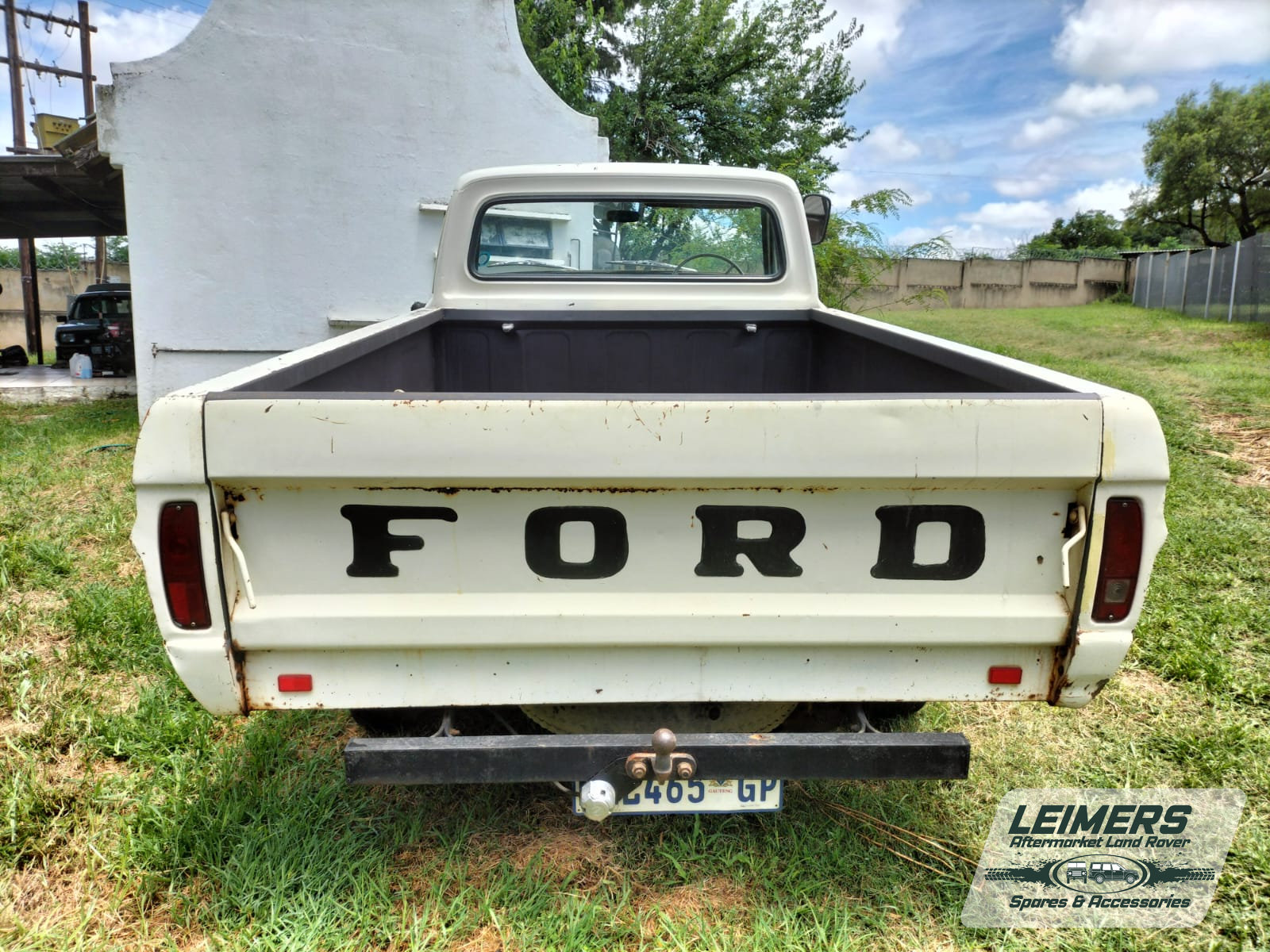 Ford F250 - Pickup - Image 3